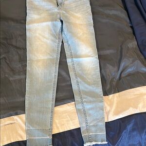 Abercrombie kids skinny jeans